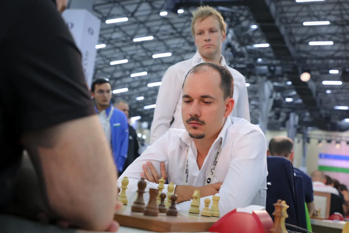 GM Sebastian Bogner am Brett an der Schacholympiade 2026 in Samarkand